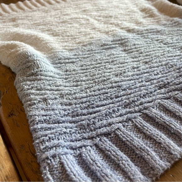 Blue & White Ombré Knit Bell Sleeve Sweater - Picture 2 of 3